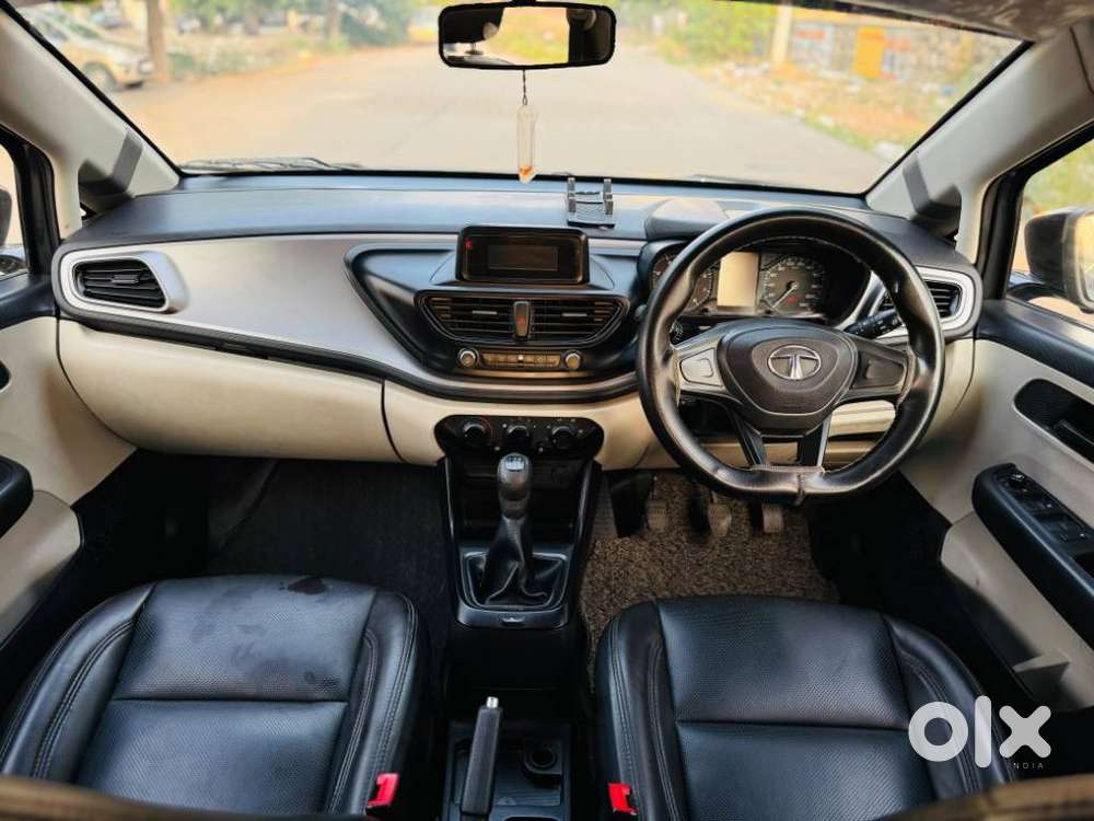 Tata Altroz 1.2 Xm, 2021, Petrol