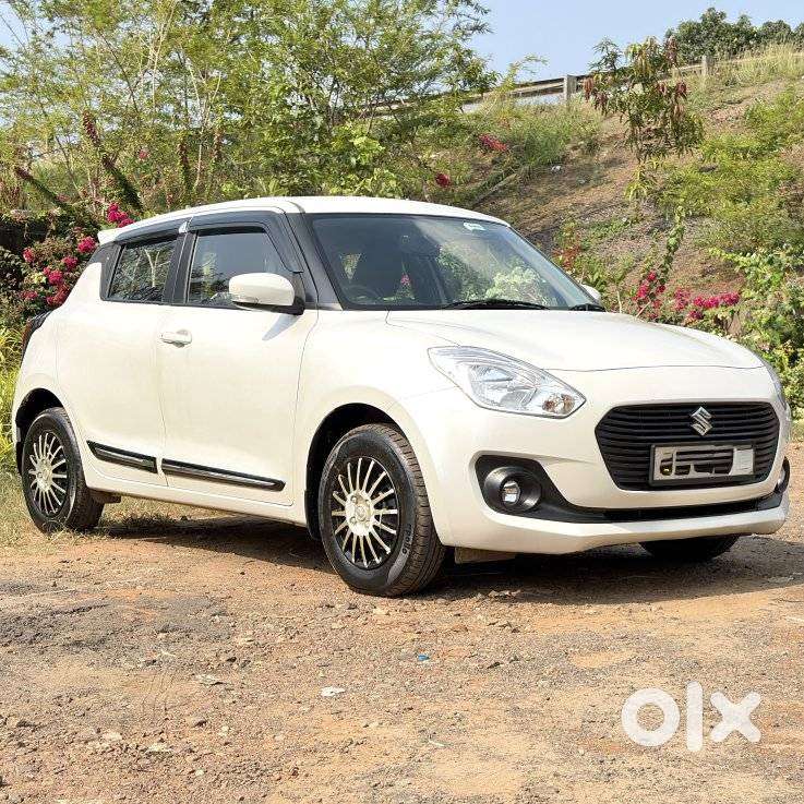 Maruti Suzuki Swift Vxi Optional, 2019, Petrol