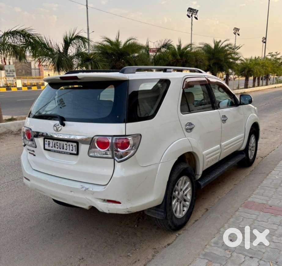 Toyota Fortuner 3.0 4x4 Manual, 2013, Diesel