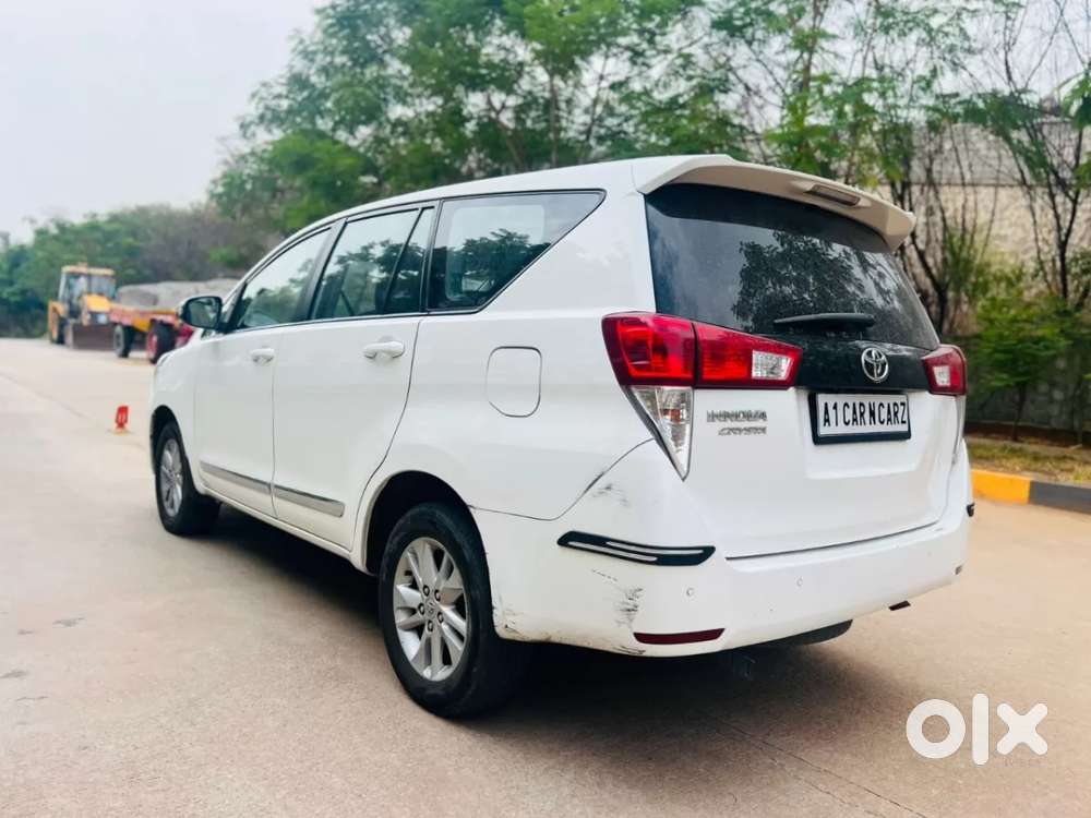 Toyota Innova Crysta [2020-ongoing] 2.4 Gx 7 Str, 2023, Diesel