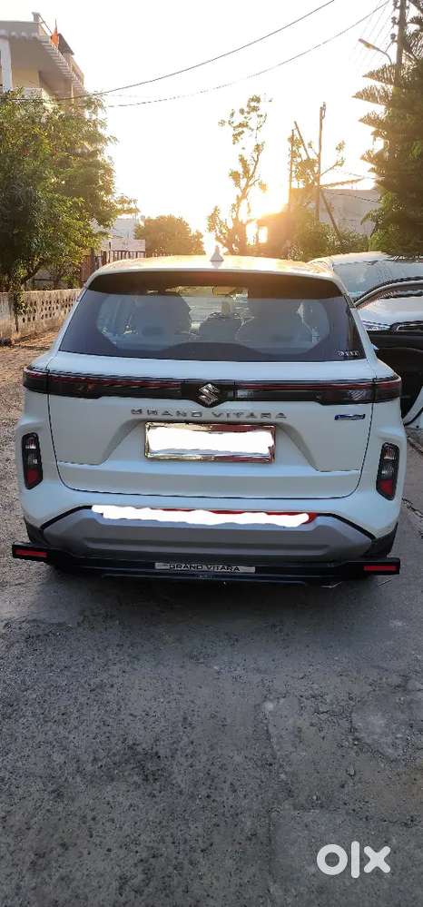 Maruti Suzuki Grand Vitara 2024 Petrol 17000 Km Driven