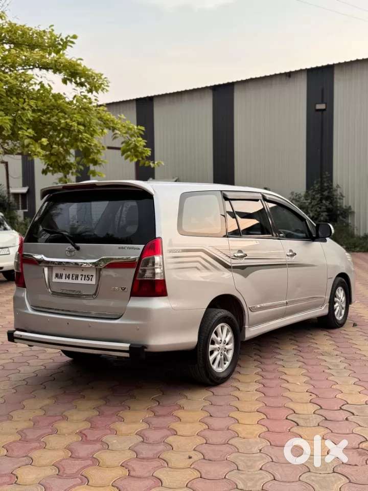 Toyota Innova 2.5 Ev Ps 7 Str Bs-iii, 2014, Diesel