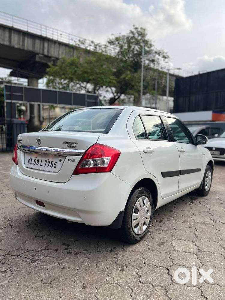 Maruti Suzuki Swift Dzire Vxi Optional, 2013, Petrol