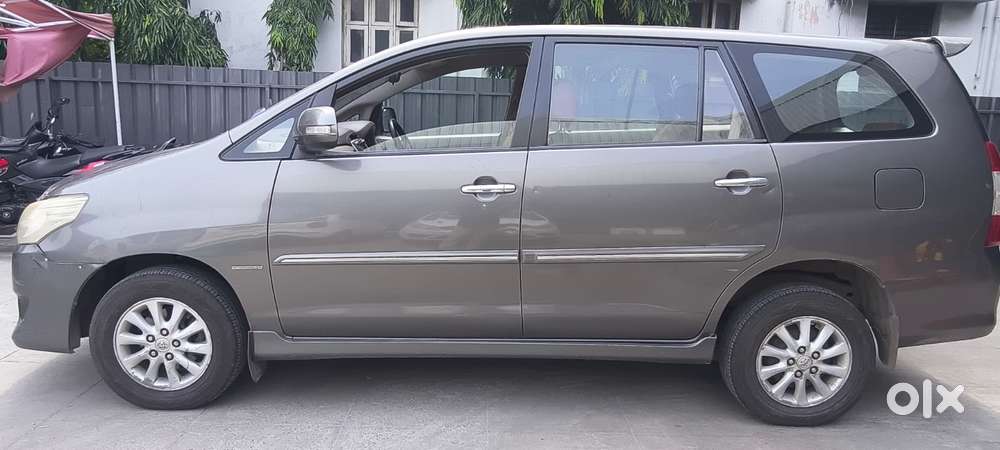 Toyota Innova 2.5 Vx 7 Str, 2012, Diesel
