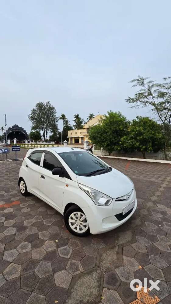 Hyundai Eon 2018 Petrol 80000 Km