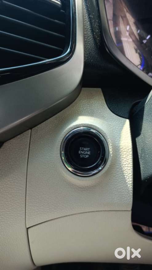 Mahindra Xuv300 W8 Option Diesel, 2024, Diesel