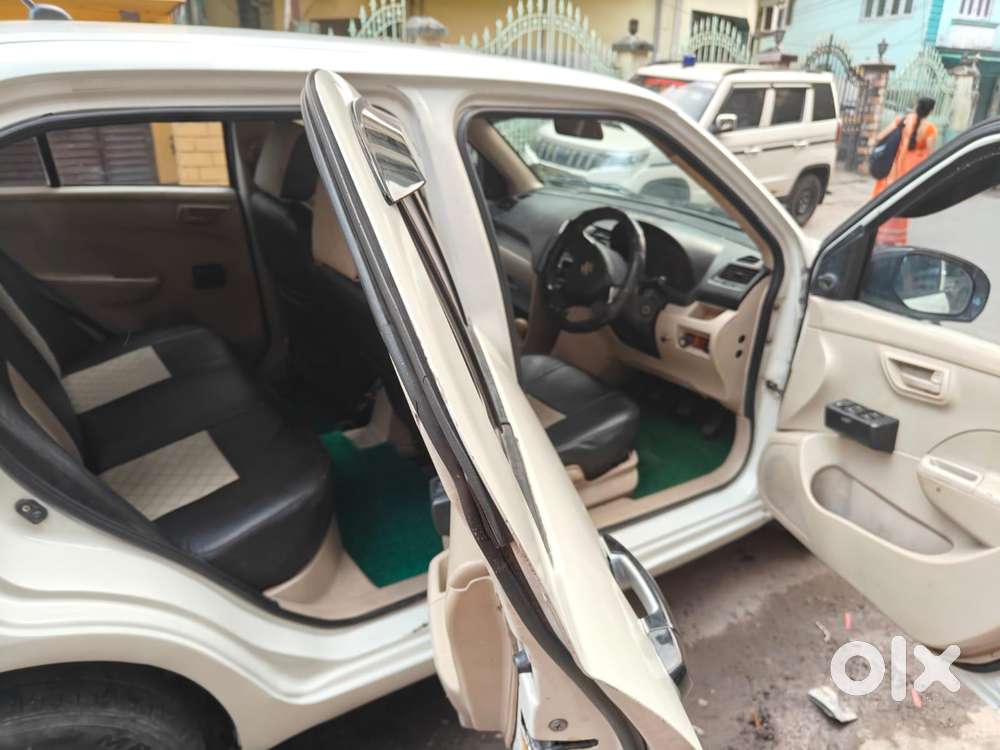 Maruti Suzuki Swift Dzire Vdi Bsiv, 2013, Diesel