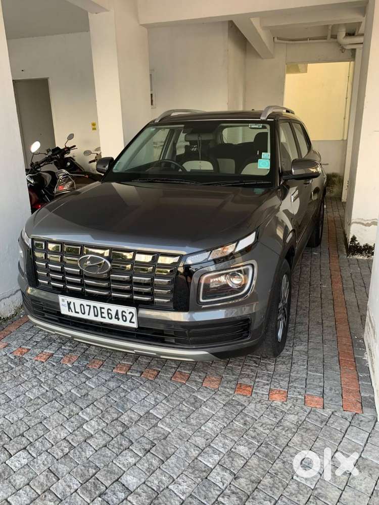 Hyundai Venue 2024 First Owner
