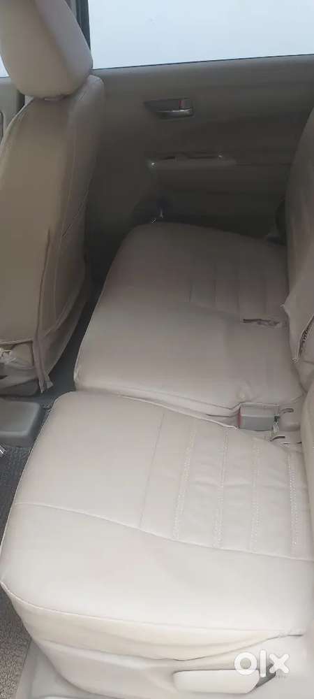Ertiga Car 2014 Modal Plz Time Wale Dur Rhey
