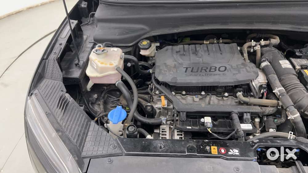Hyundai Alcazar 1.5 Tdct Signature (o) 7s Petrol, 2023, Petrol