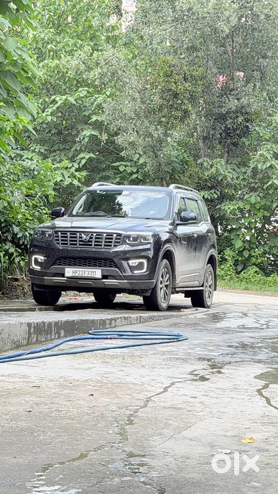 Mahindra Scorpio-n Petrol Manual 2025