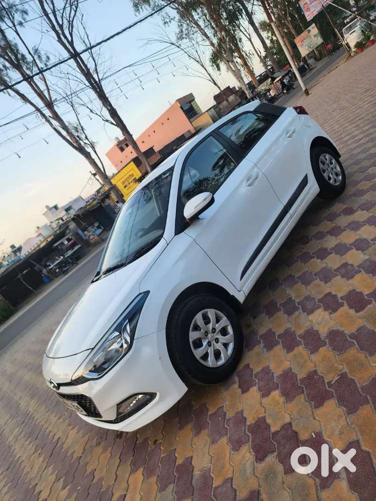 Hyundai I20 2015 Petrol 52000 Km Driven