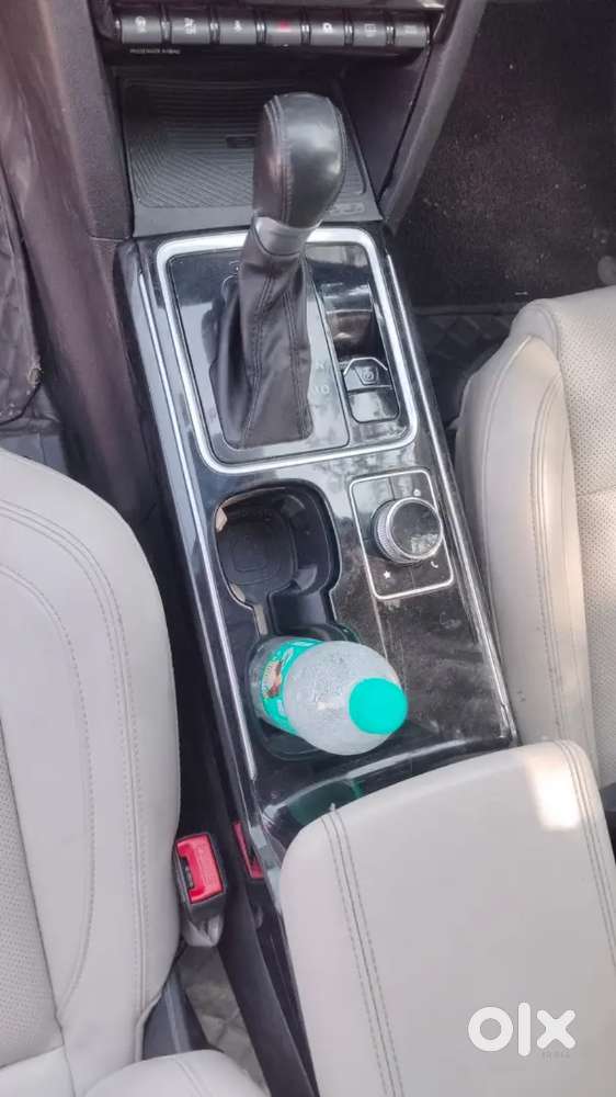 Mahindra Xuv700 Diesel 2022 Luxury Awd