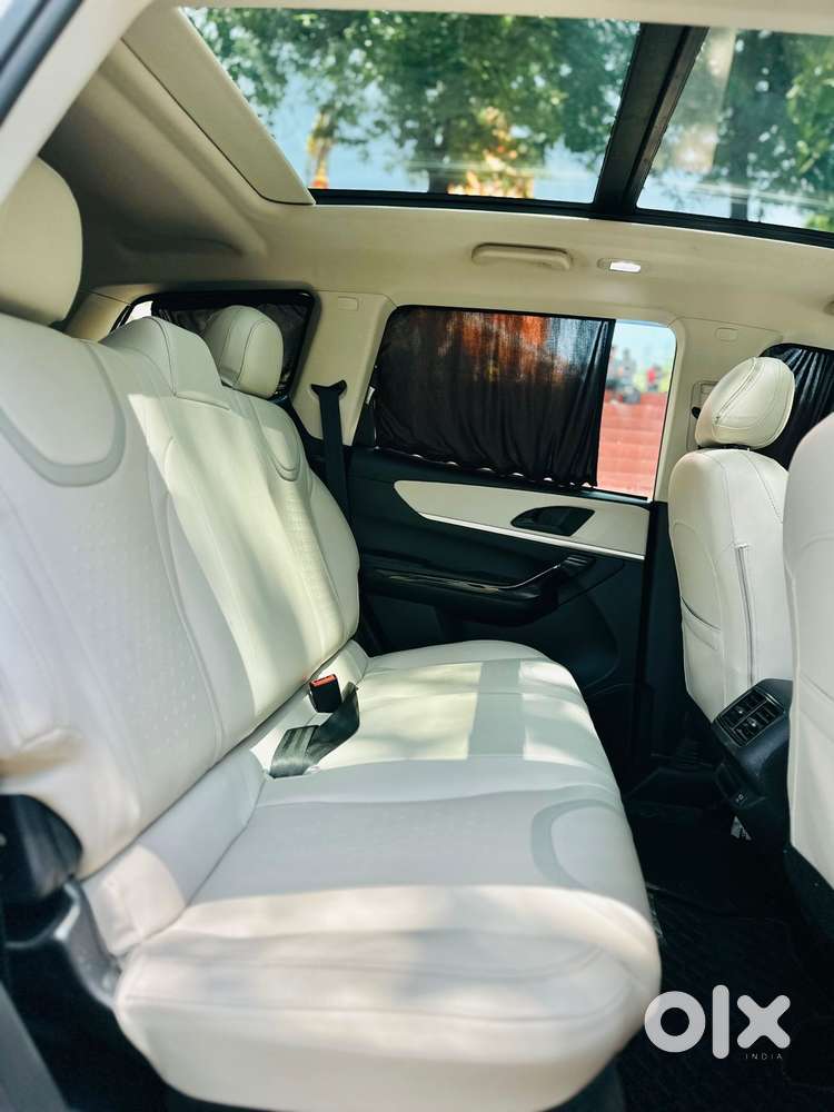 Mahindra Xuv700 2.2 Ax 5 Diesel Mt Str, 2023, Diesel