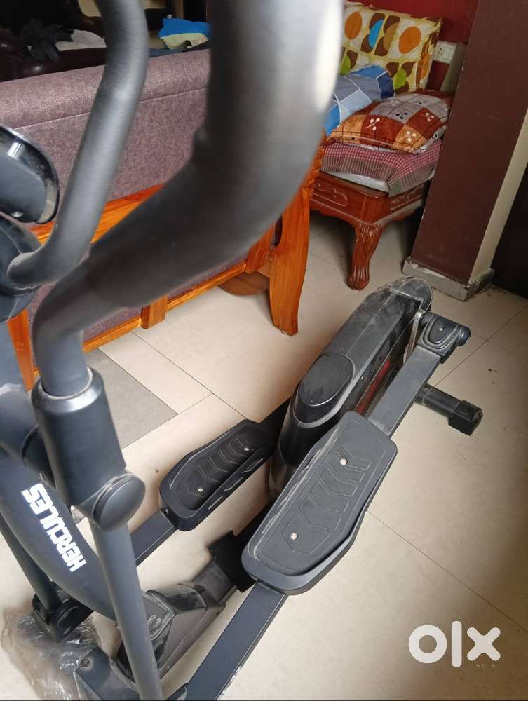 Fitness Equipment elliptical trainer