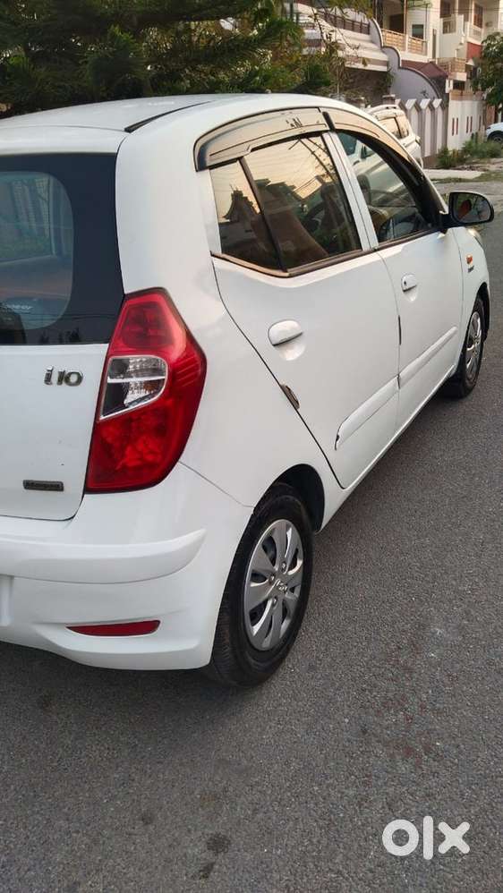 Hyundai I10 Petrol Manual 2012