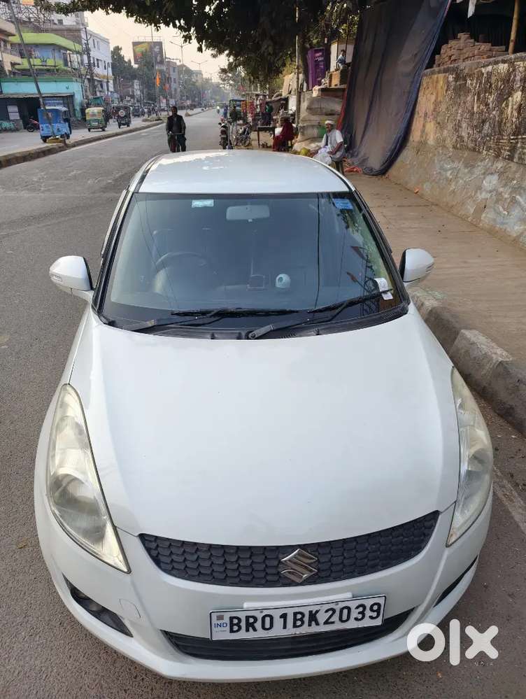 Car Maruti Suzuki Swift