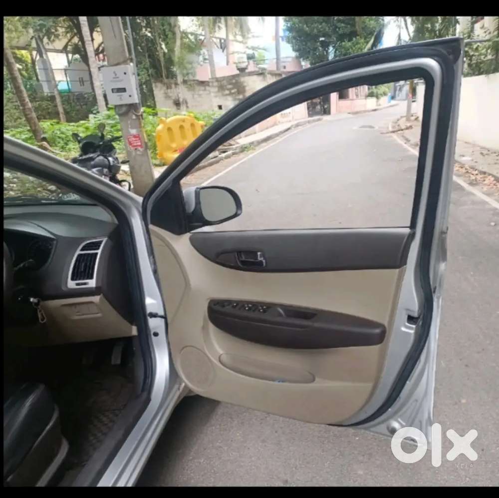 Hyundai I20 Sportz 2011