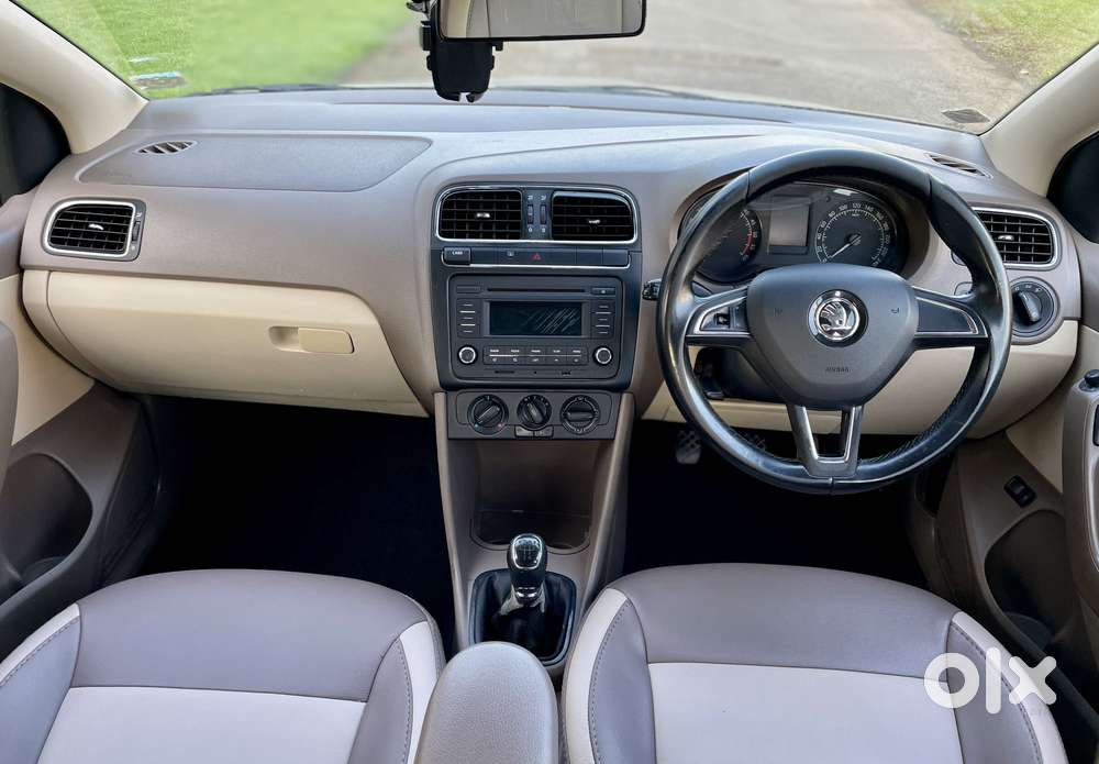 Skoda Rapid 1.5 Tdi Ambition Plus, 2015, Diesel