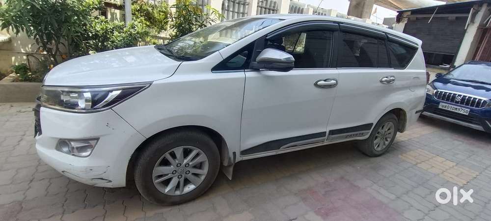 Toyota Innova Crysta [2020-ongoing] 2.7 Gx Mt 8 Str, 2020, Diesel