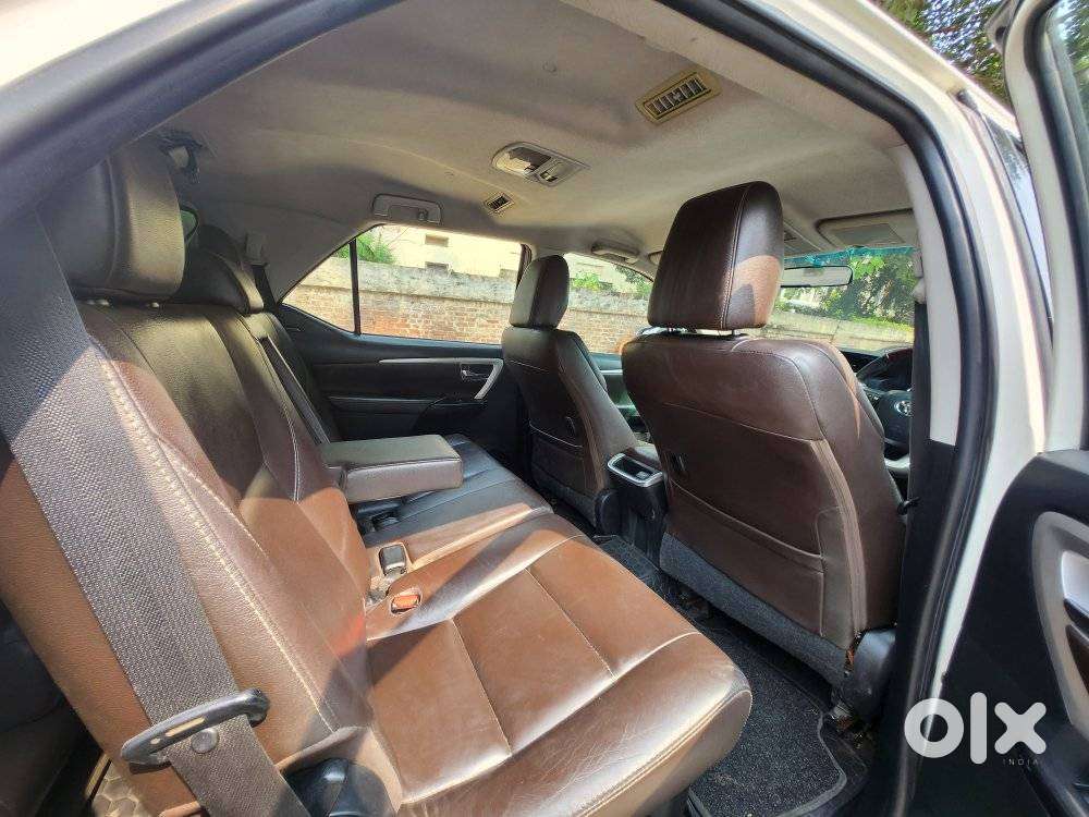 Toyota Fortuner 4x2 At 2.8 Diesel, 2017, Diesel