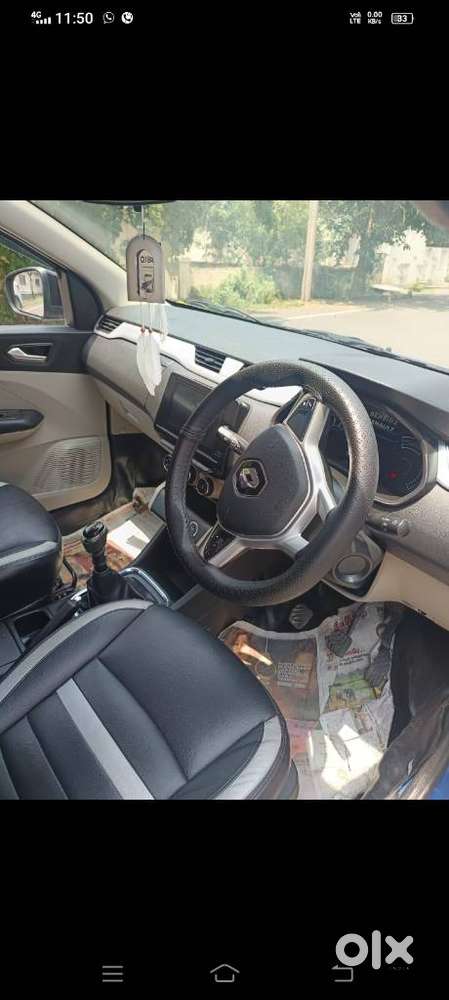 Renault Triber Rxz, 2023, Petrol