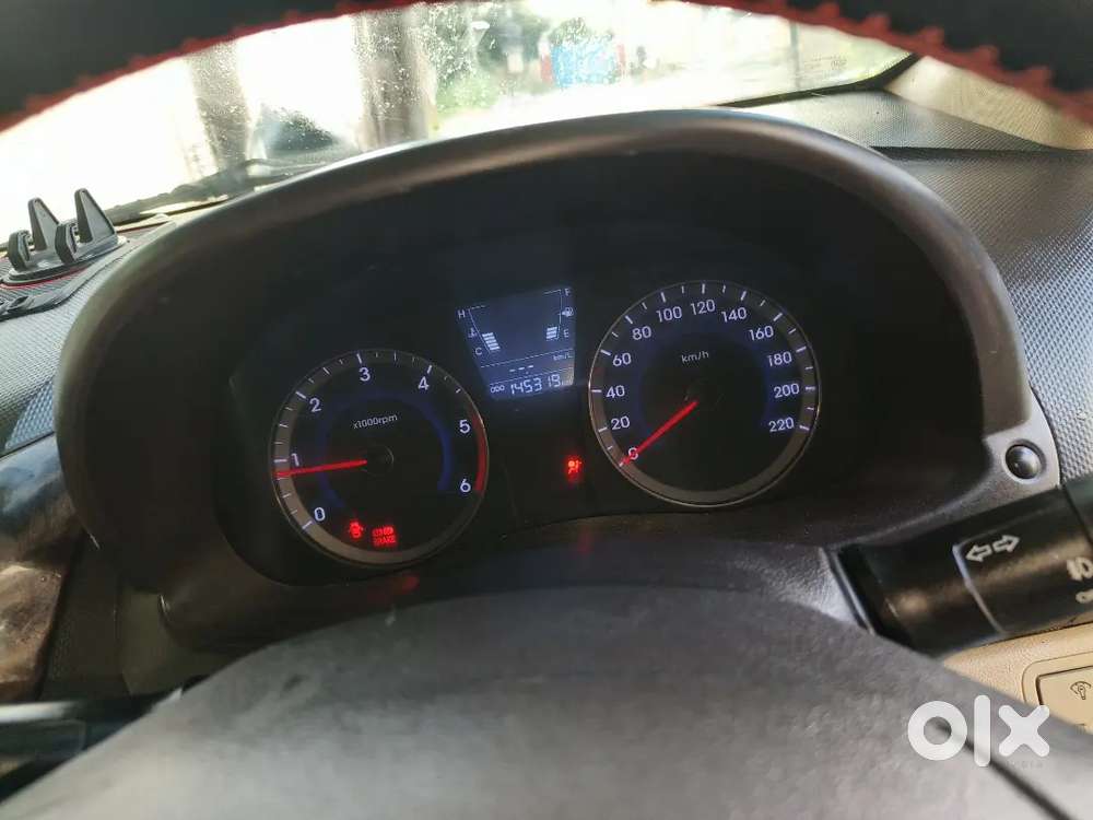 Hyundai Verna Crdi 2016