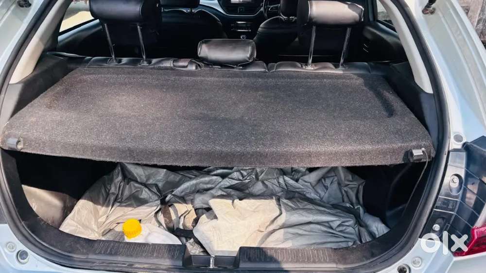 Maruti Suzuki Baleno 2023 Petrol 36400 Km Driven