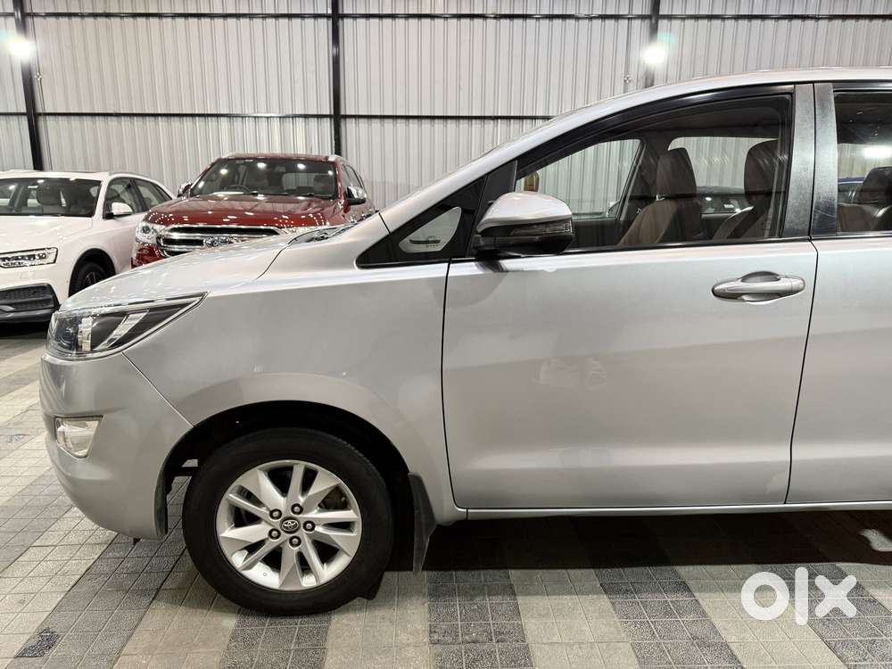 Toyota Innova Crysta