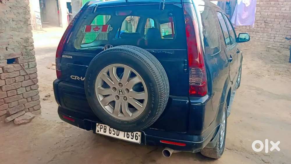 Honda Cr-v 2005 Modal Passing 2031  Petrol 4th Owner  Alloy Wheels