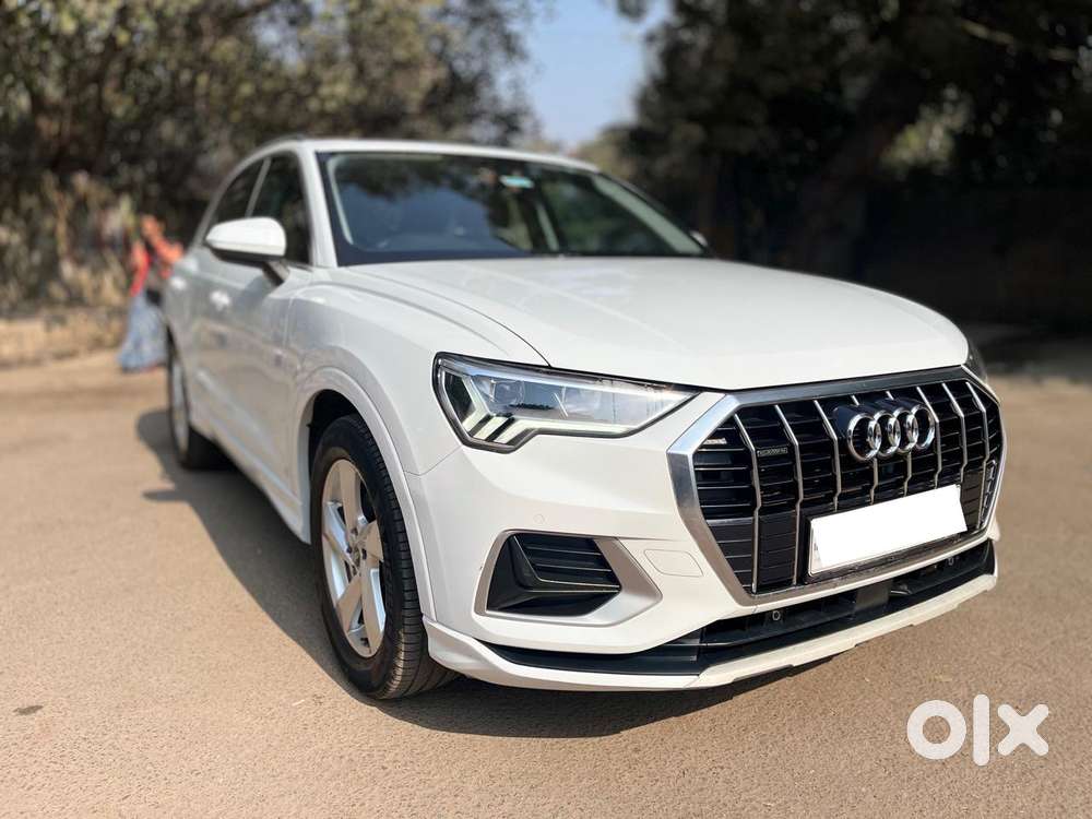 Audi Q3 40 Tfsi Premium Plus, 2023, Petrol