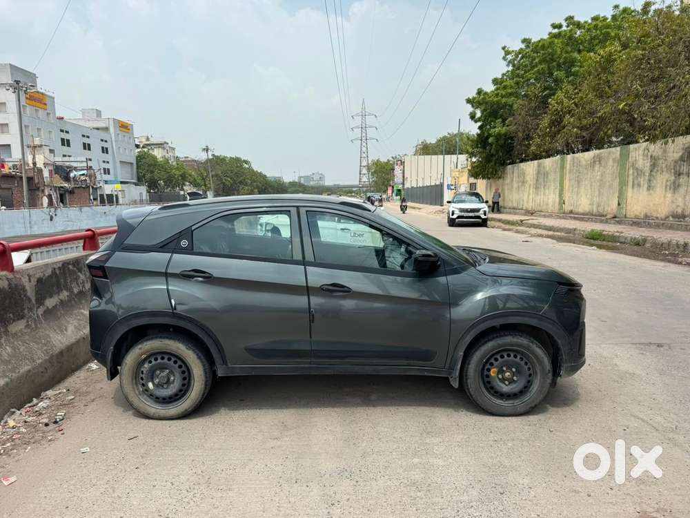 Tata Nexon Petrol 2024