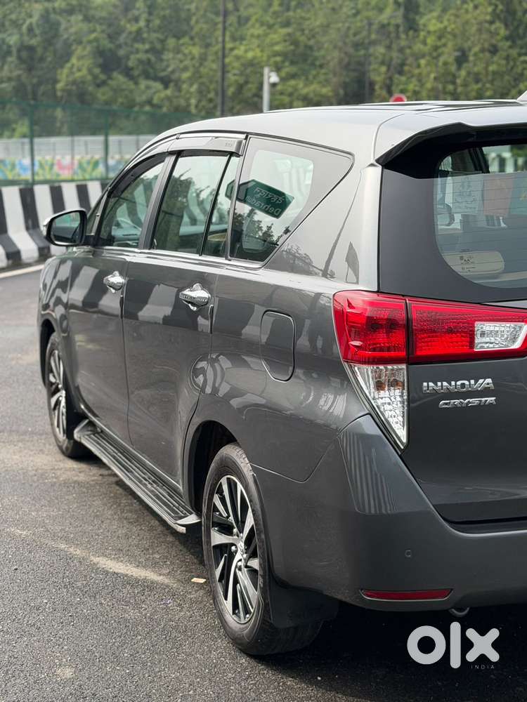 Toyota Innova Crysta 2.4 Z 7 Str, 2022, Diesel