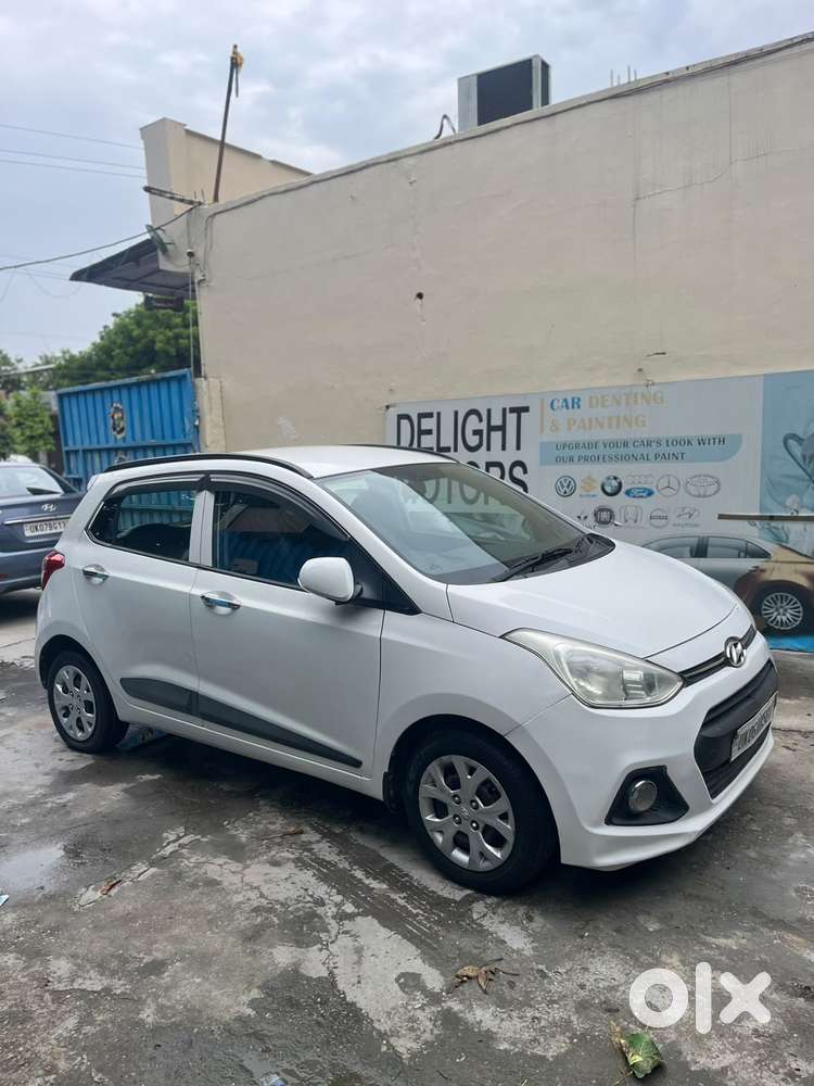Hyundai Grand I10 Sportz, 2016, Petrol