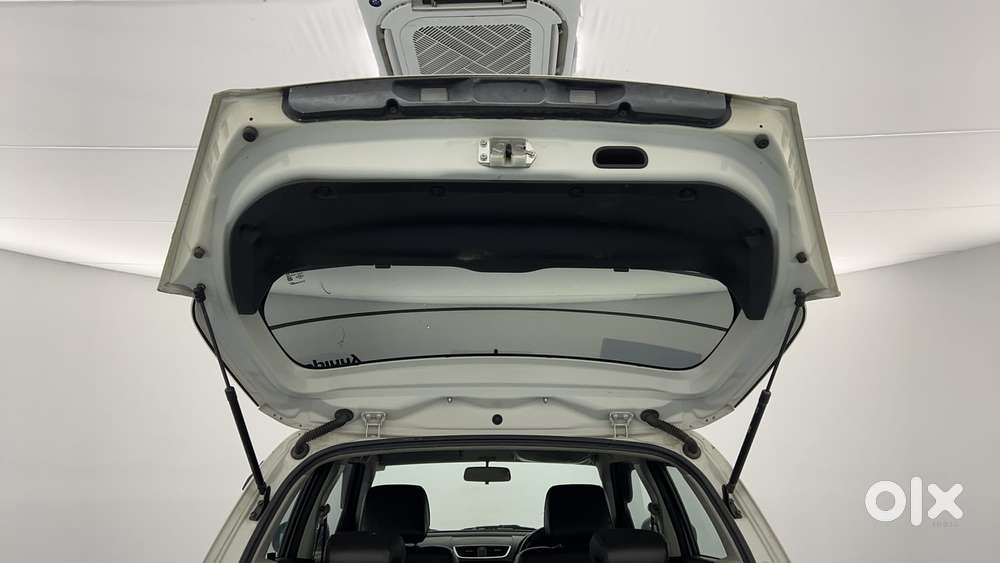 Maruti Suzuki Swift Vvt Vxi, 2017, Petrol