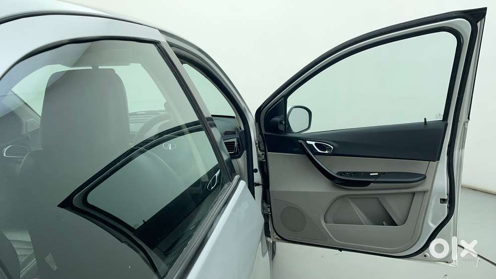 Tata Tiago Xz, 2018, Petrol