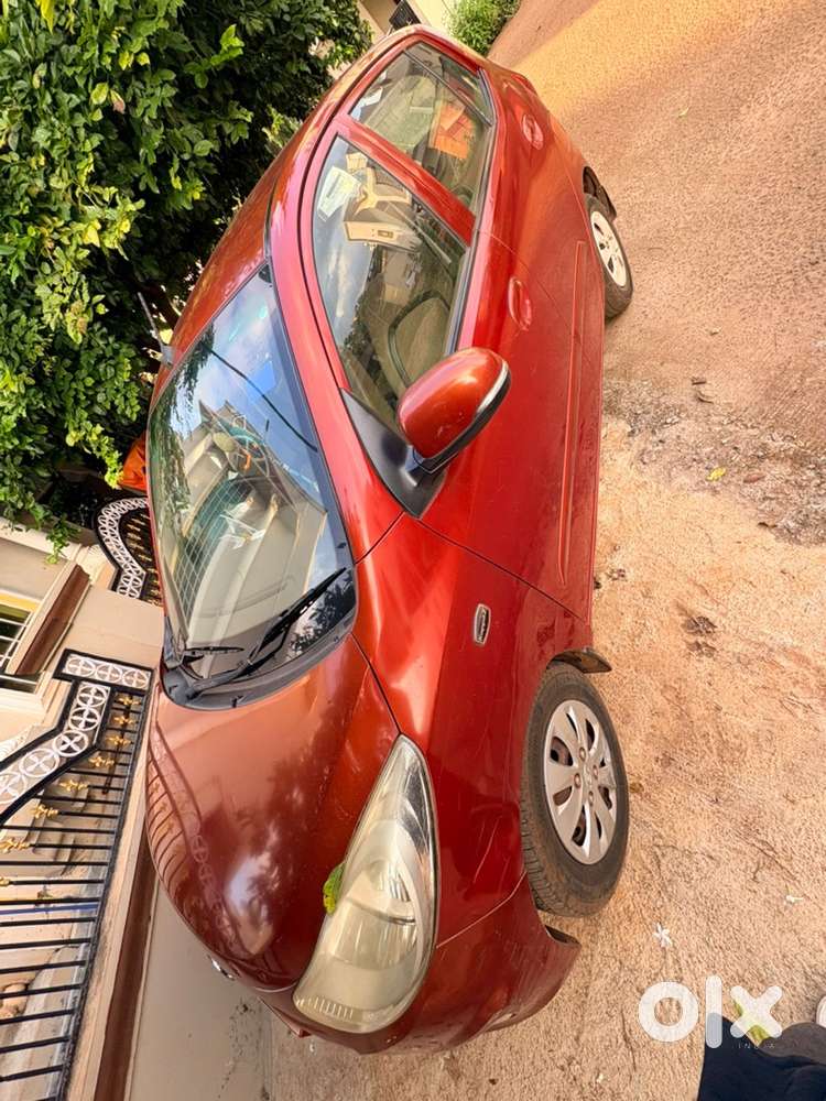 Hyundai I10 2011 Km Driven 95000
