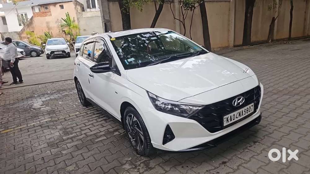 Hyundai I20 Asta (o) 1.2 Ivt, 2022, Petrol