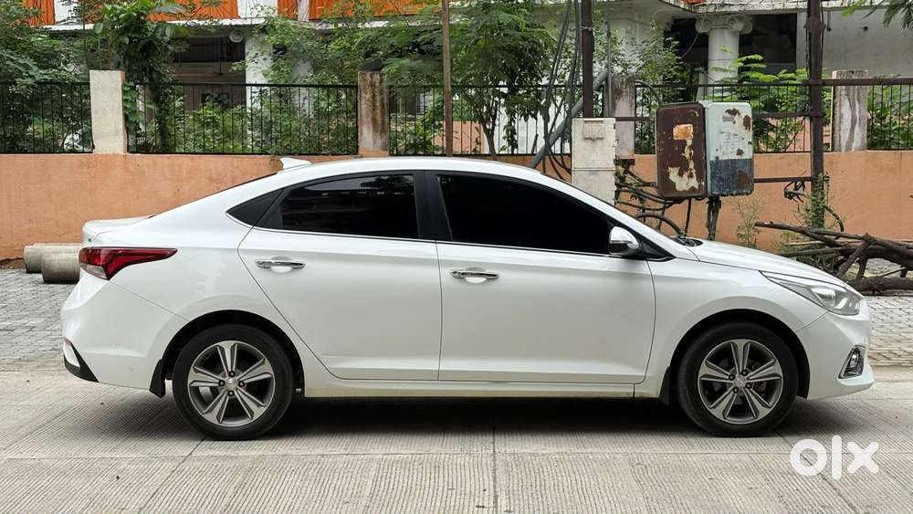 Hyundai Verna 1.6 Sx (o) Vtvt, 2019, Petrol