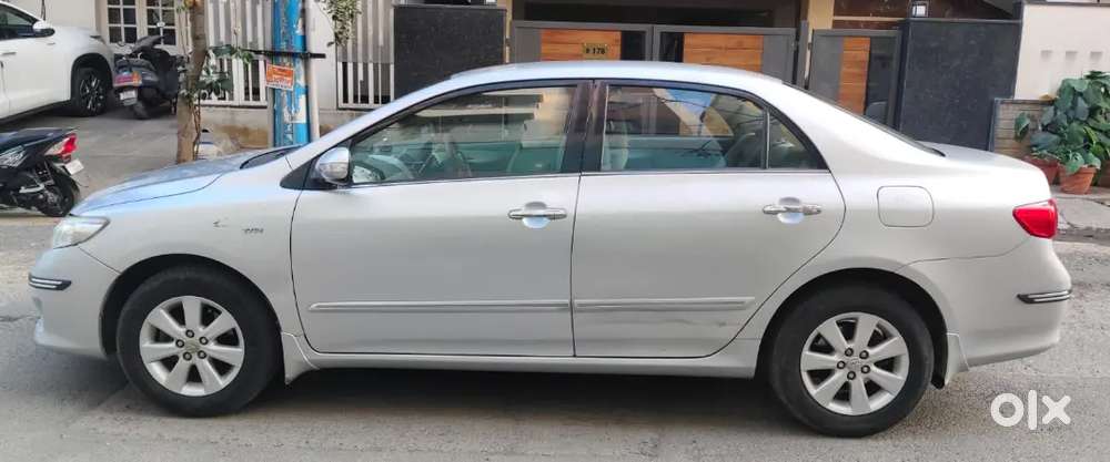 Toyota Corolla Altis