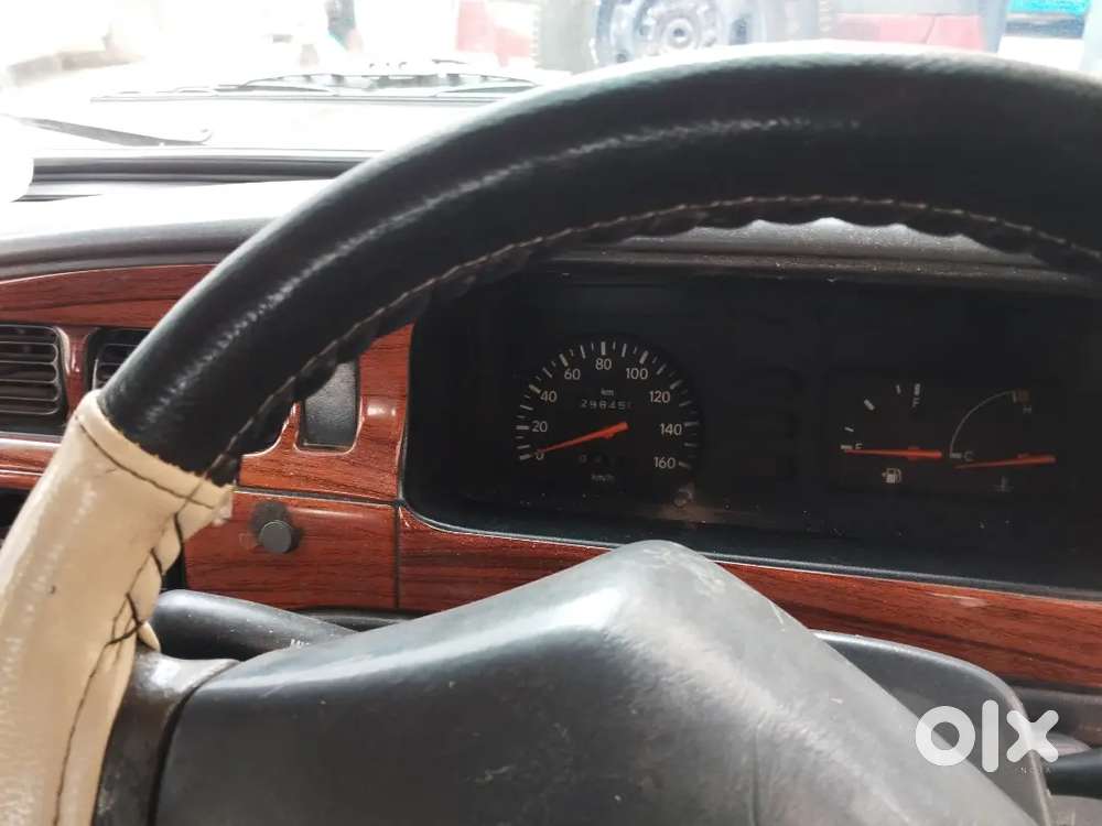 Toyota Qualis 2003 Petrol Well Maintained