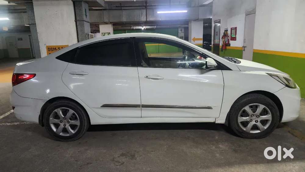 Hyundai Fluidic Verna 2012