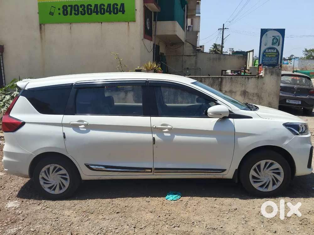 Maruti Suzuki Ertiga Vxi February 2024 Model