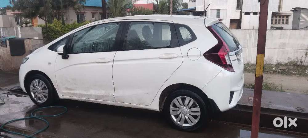 Honda Jazz 2015 Diesel Well Maintained