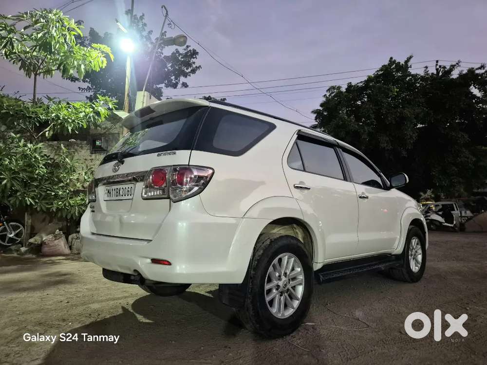 Toyota Fortuner 2013 Diesel Comapany  Maintained