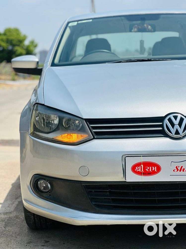 Volkswagen Vento 1.2 Tsi Comfortline At, 2015, Petrol