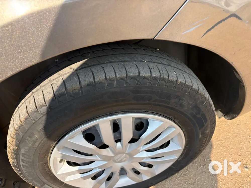 Maruti Suzuki Dzire 2023 Petrol 142000 Km Driven