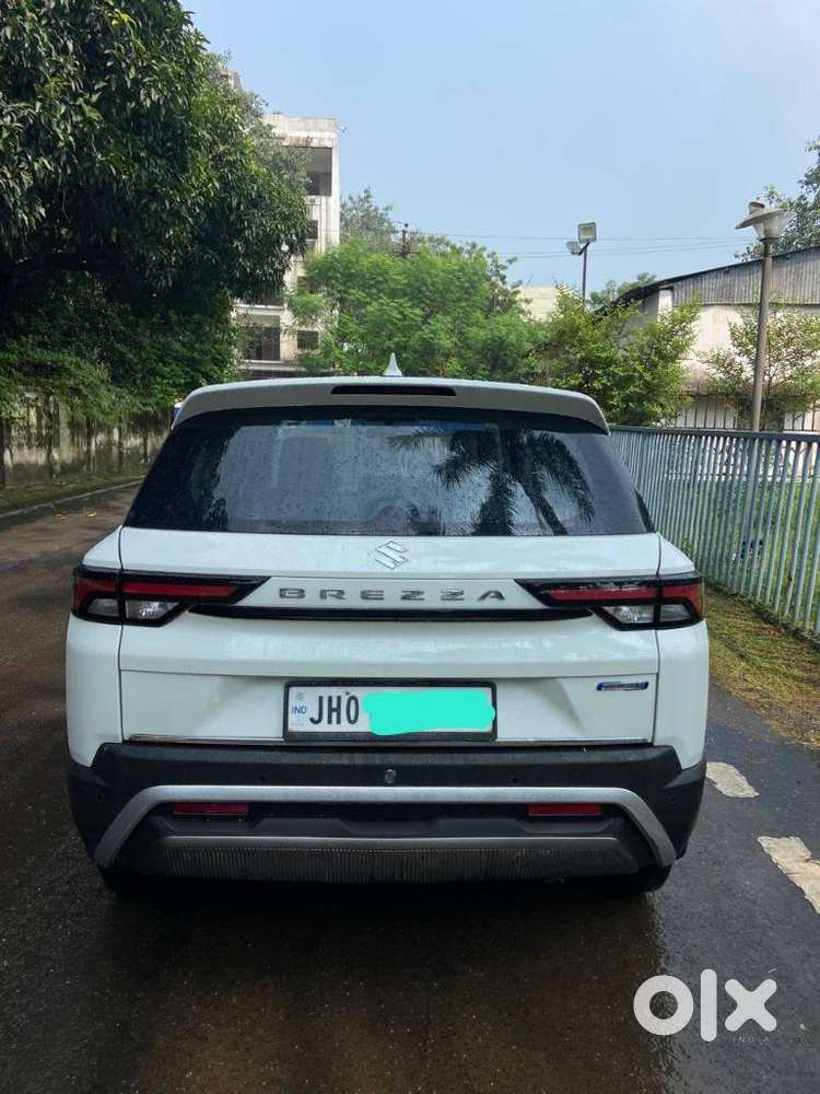 Maruti Suzuki Brezza 1.5 Lxi Smart Hybrid, 2022, Petrol