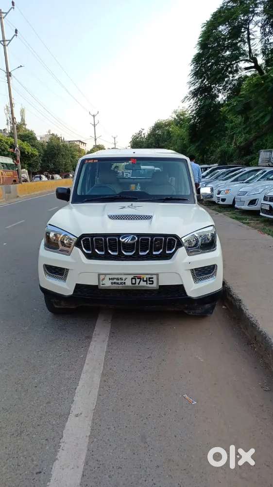 Mahindra Scorpio 2015 Diesel Well Maintained