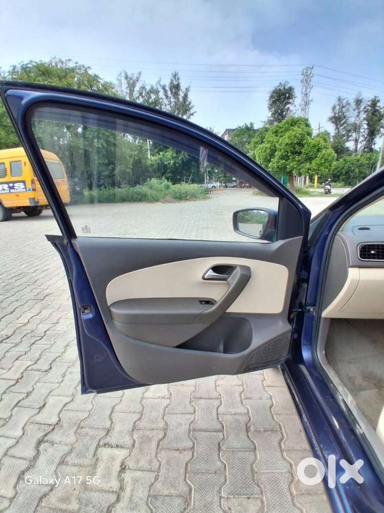 Volkswagen Vento 1.5 Tdi Comfortline At, 2015, Petrol